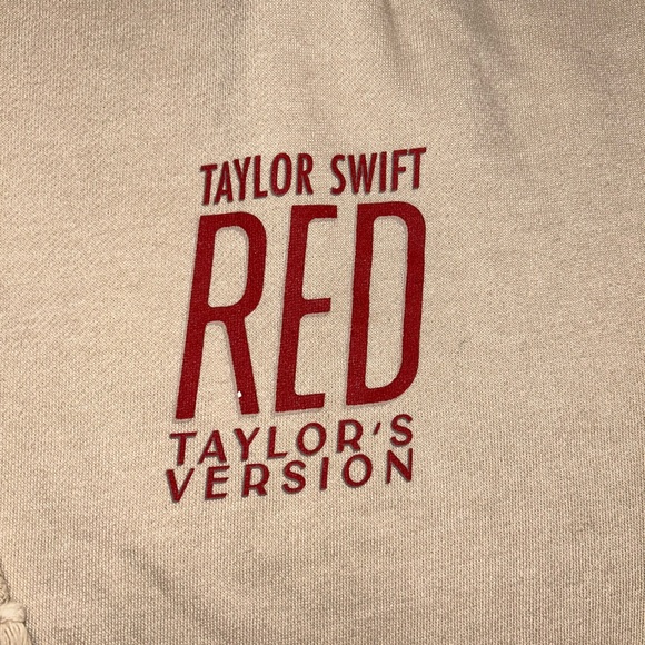 Taylor Swift Red (Taylor's Version) Sweatshirt, size medium - Picture 4 of 4